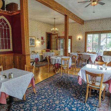 Rockwell Falls Inn And Wine Bar Lake Luzerne Extérieur photo