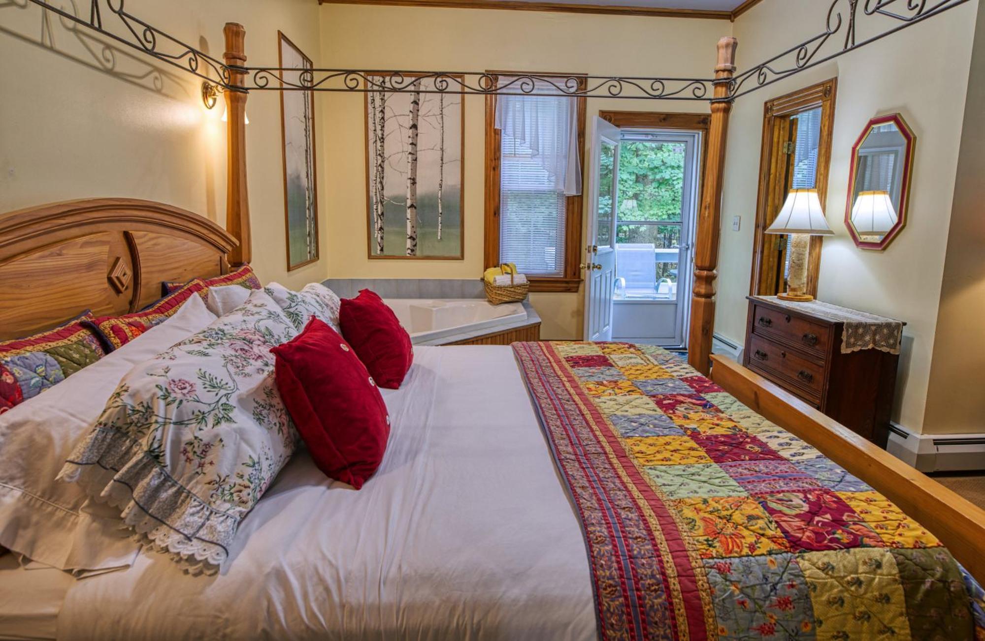 Rockwell Falls Inn And Wine Bar Lake Luzerne Extérieur photo