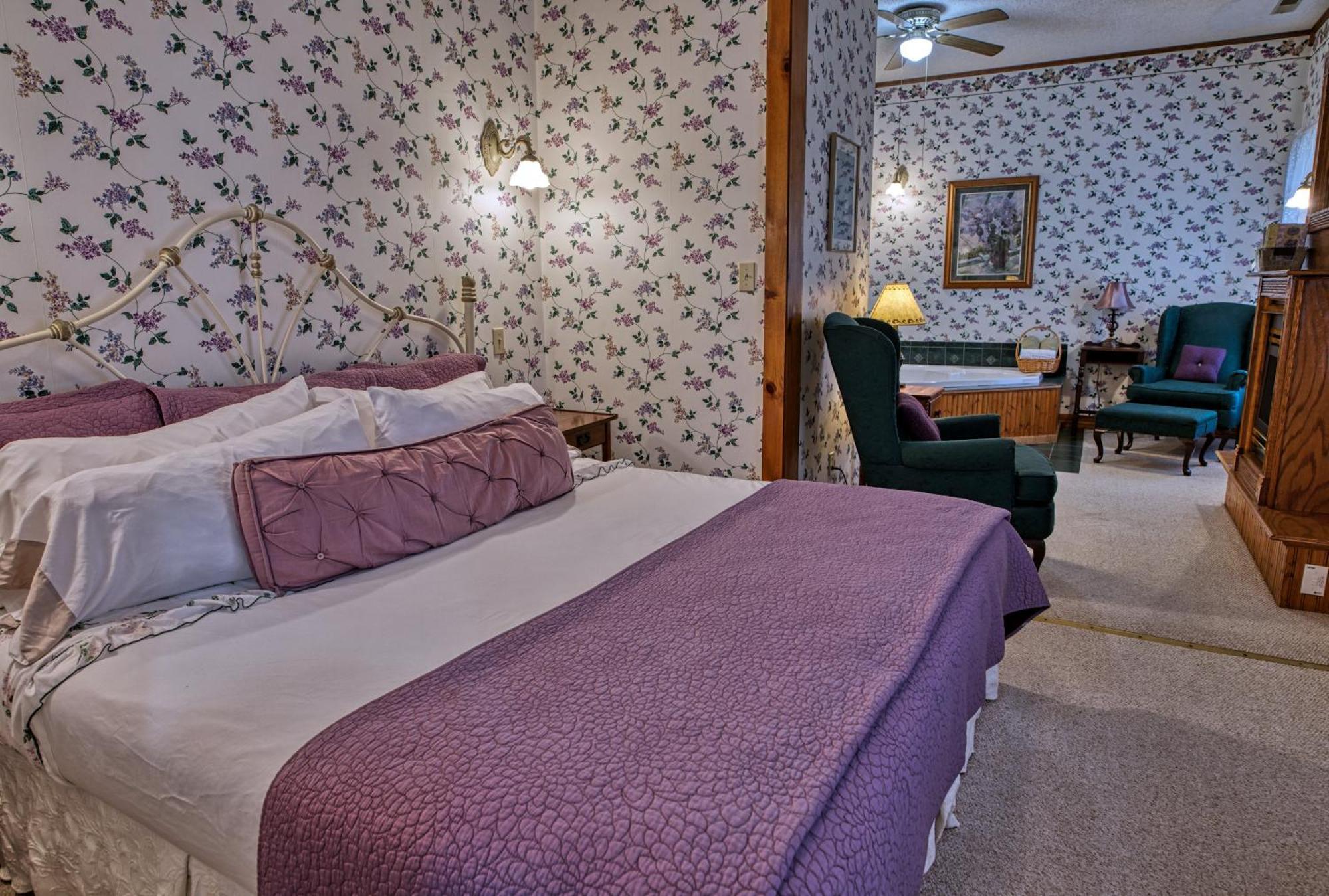 Rockwell Falls Inn And Wine Bar Lake Luzerne Chambre photo